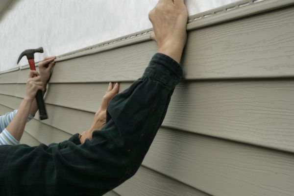 Cost of Insulated Siding Installation in Findlay
